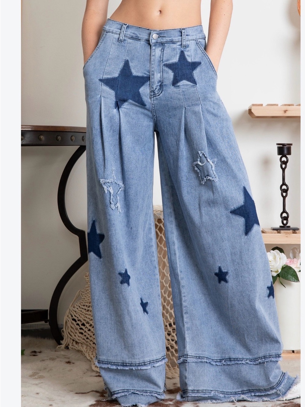⭐️NWT Blue Velvet Star Patch Wife Leg Pants⭐️